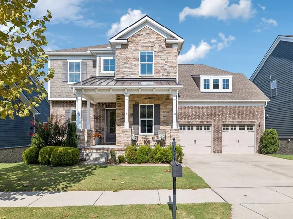 1074 Amelia Park Dr, Franklin, TN 37067