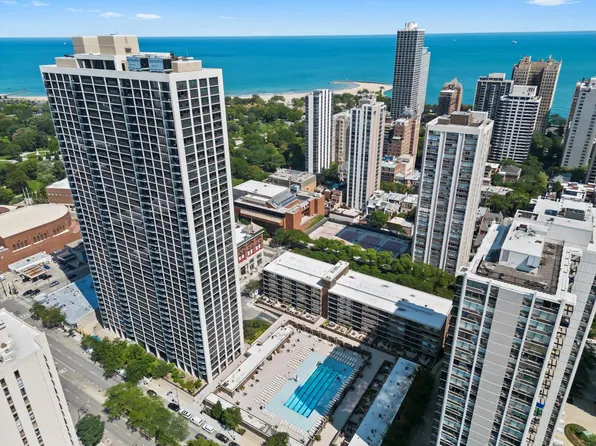 1560 N Sandburg Ter APT 1508J, Chicago, IL 60610