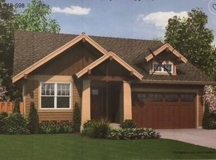 709 Carriage Ln, Flora, IN 46929