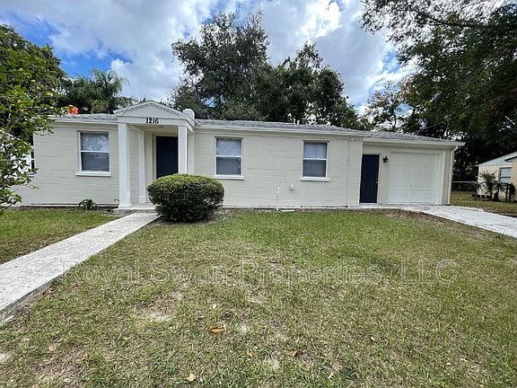 3rd image of 1216 Hartsell Ave
