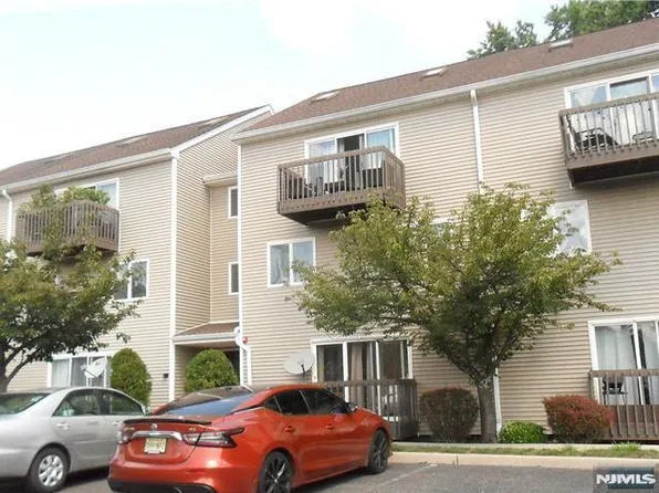 59 Presidential Dr #59, Englewood, NJ 07631