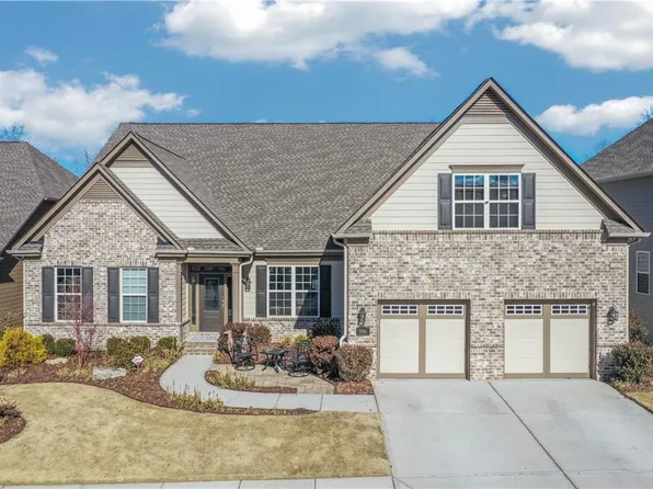3986 Great Pine Dr, Gainesville, GA 30504