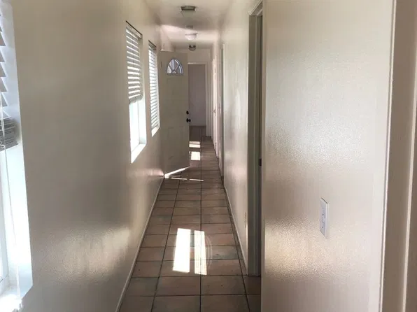 6743 Del Playa Dr, Goleta, CA 93117