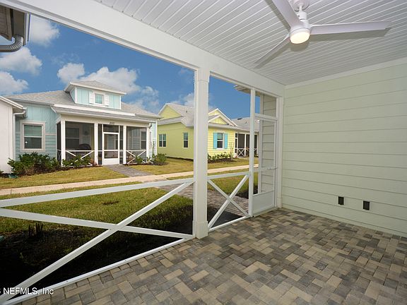 3rd image of 538 DAIQUIRI Place