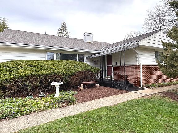 3rd image of 1420 Mayfair Rd