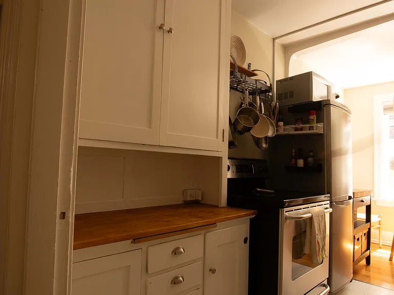 321 Boylston Ave E #203 — Photo 32