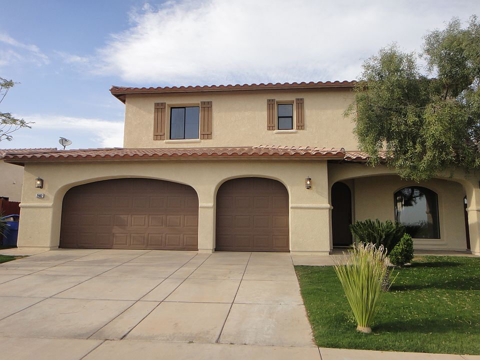 1st image of 1216 N Palm Ave