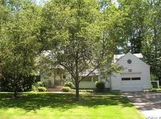 1295 Dorsh Rd, South Euclid, OH 44121