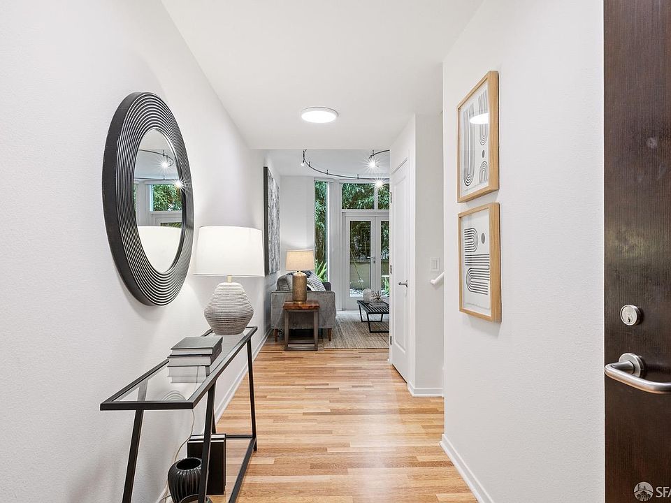 1st image of 88 King St Unit 125