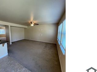 2121 N Ellendale Ave, Fresno, CA