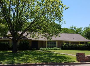258 Oakwood Ln, Mc Gregor, TX 76657