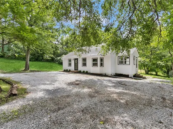 1106 S Osage St, Independence, MO 64050