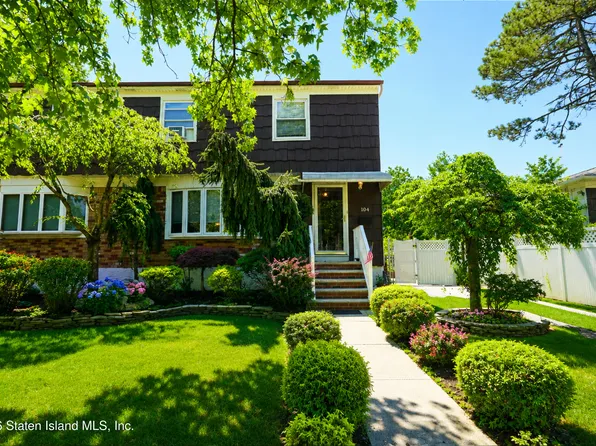 104 Elder Ave, Staten Island, NY 10309