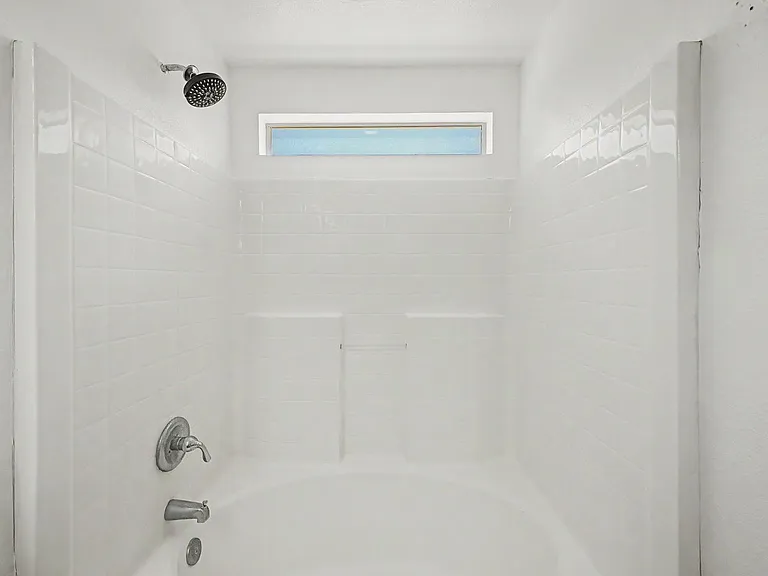 7043 W Phelps Rd — Photo 18