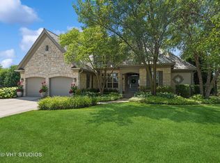 6618 White Pine Way, Libertyville, IL 60048