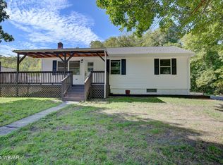 424 Long Run Rd, Mill Hall, PA 17751