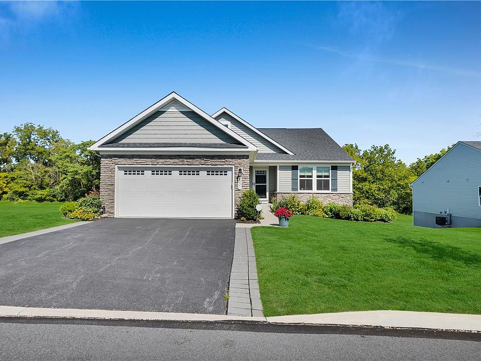 1st image of 4221 Magnolia Ln