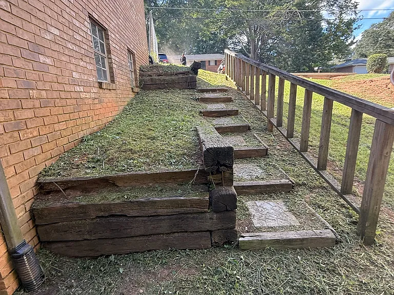 Path to private back entrance