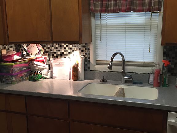 Fresh backsplash and tops