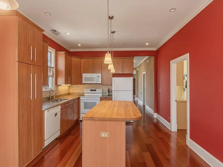 2720 W Chanay St #2 — Photo 5