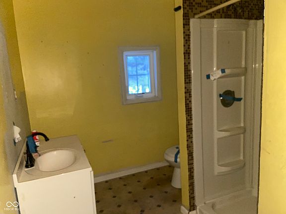 5th image of 3331 W 300 S