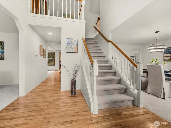 4th image of 15309 92nd Place NE