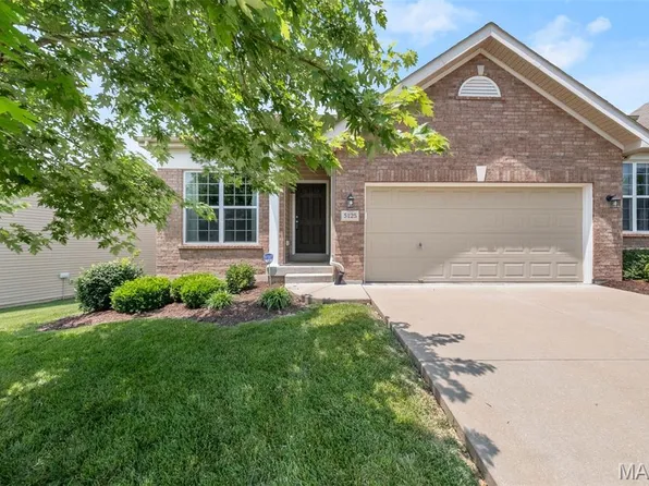 5125 Suson View Ct, Saint Louis, MO 63128