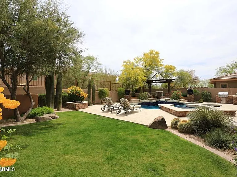 10121 E Ridgerunner Dr — Photo 35