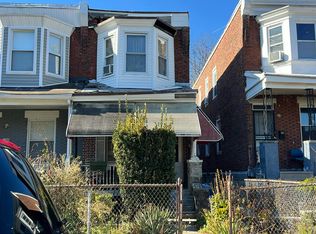 1542 N Robinson St, Philadelphia, PA 19151