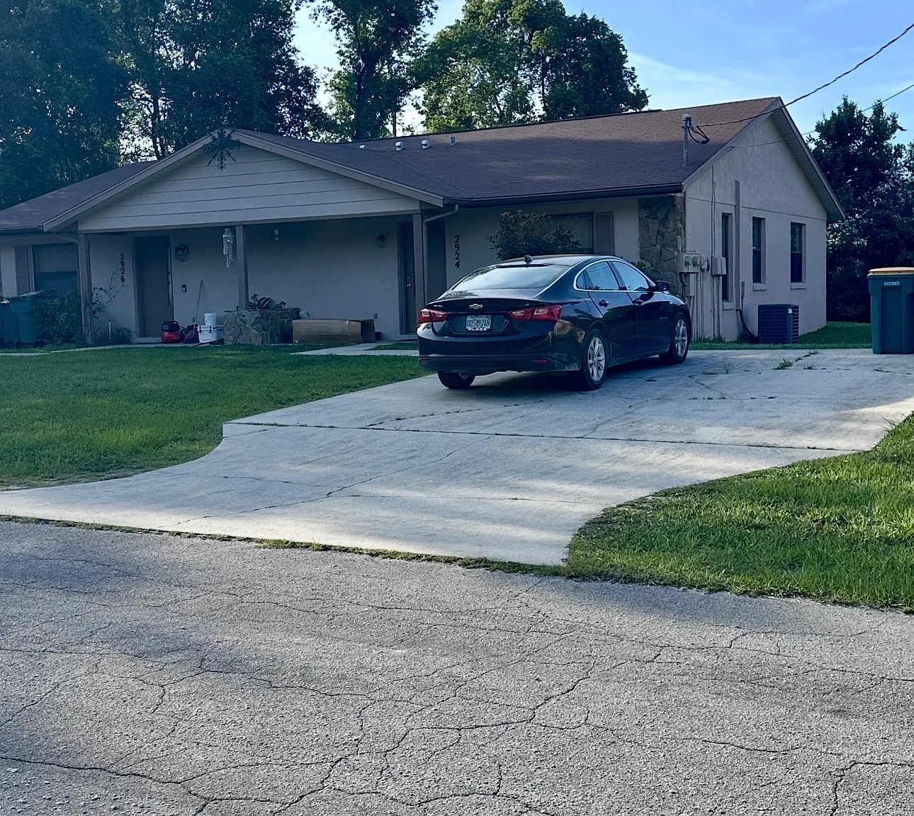 2926 Clearwood St — Photo 3