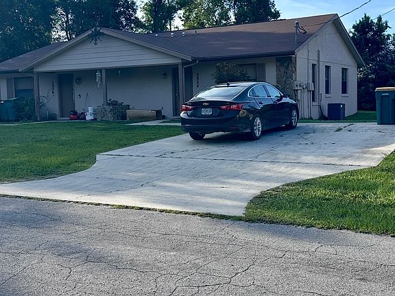 3rd image of 2924 Clearwood St
