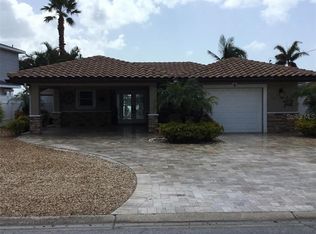 435 Harbor Dr S, Indian Rocks Beach, FL 33785