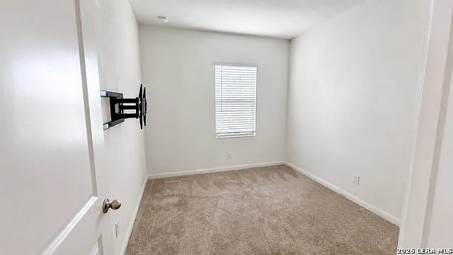8607 Rock Mdw — Photo 30