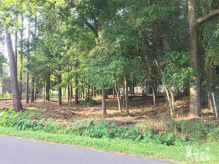 1st image of 205 Channel Haven Dr
