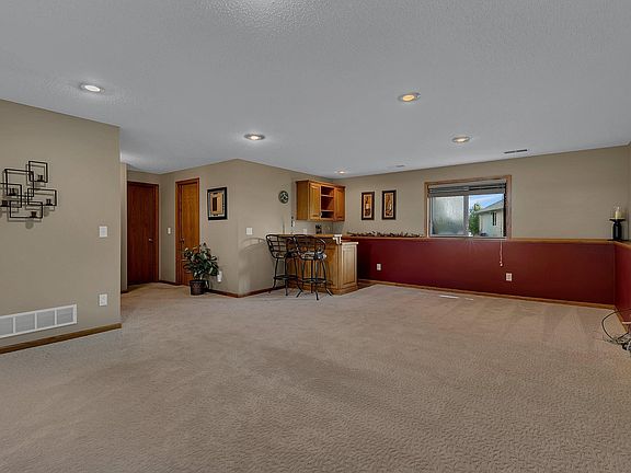 3rd image of 1294 Stone Ridge Rd