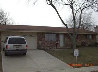 703 N Gebhart Church Rd, Miamisburg, OH