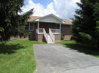 106 Cobblestone Ln, Beckley, WV 25801