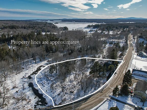 4th image of 68 Village  Rd.
