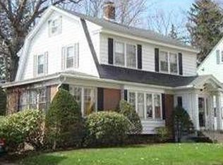 33 Longfellow Rd, Worcester, MA 01602