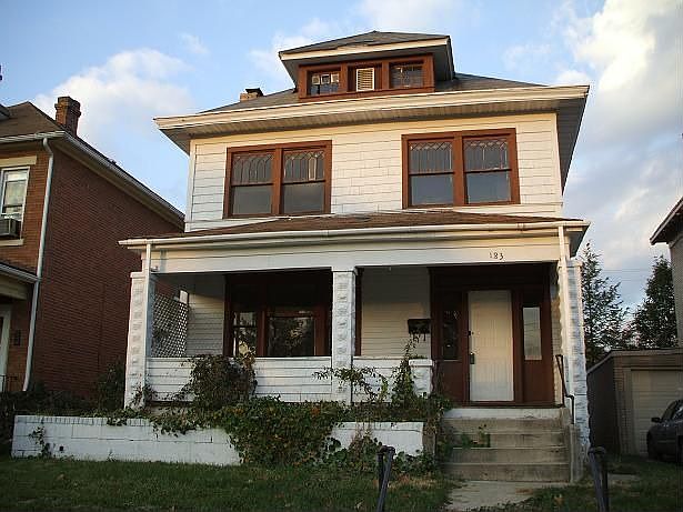 Great potential in this approximate 1544 sq ft 2 story home.