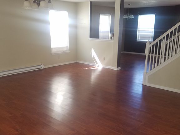 4th image of 6827 Earlswood Dr #2