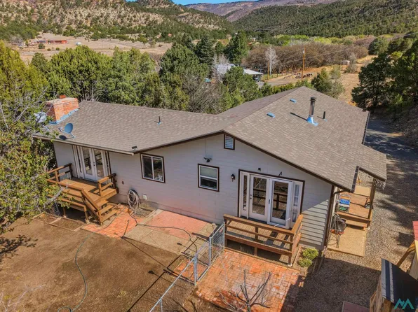 20 N Oakwood Ln, Raton, NM 87740