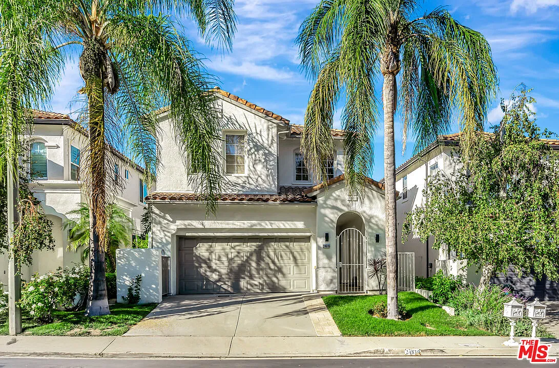 4 bed, 3.0 bath, 2438 sqft, $8,500 — Photo 3