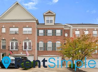 6475 Waterfield Rd, Alexandria, VA 22315