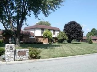 5800 Allen Park Dr, Tipp City, OH 45371