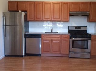 3117 30th Ave #2F, Astoria, NY 11102