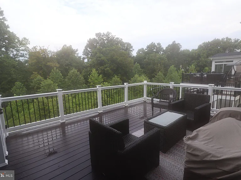 3348 Burton Dr — Photo 5