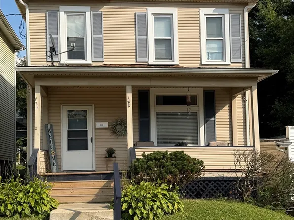 1030 Bradshaw Ave, East Liverpool, OH 43920