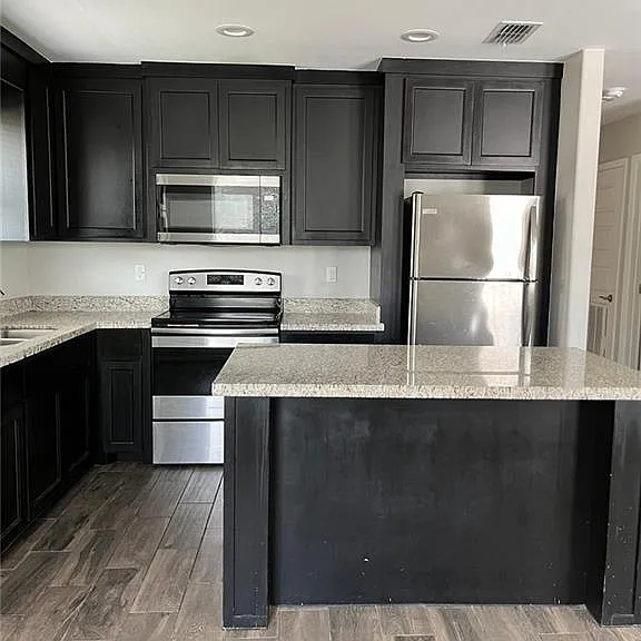 2812 Sabercat Ave #4 — Photo 8