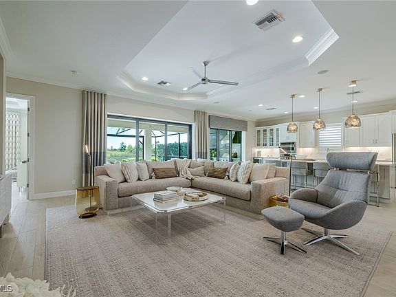 5th image of 11651 Canal Grande Dr